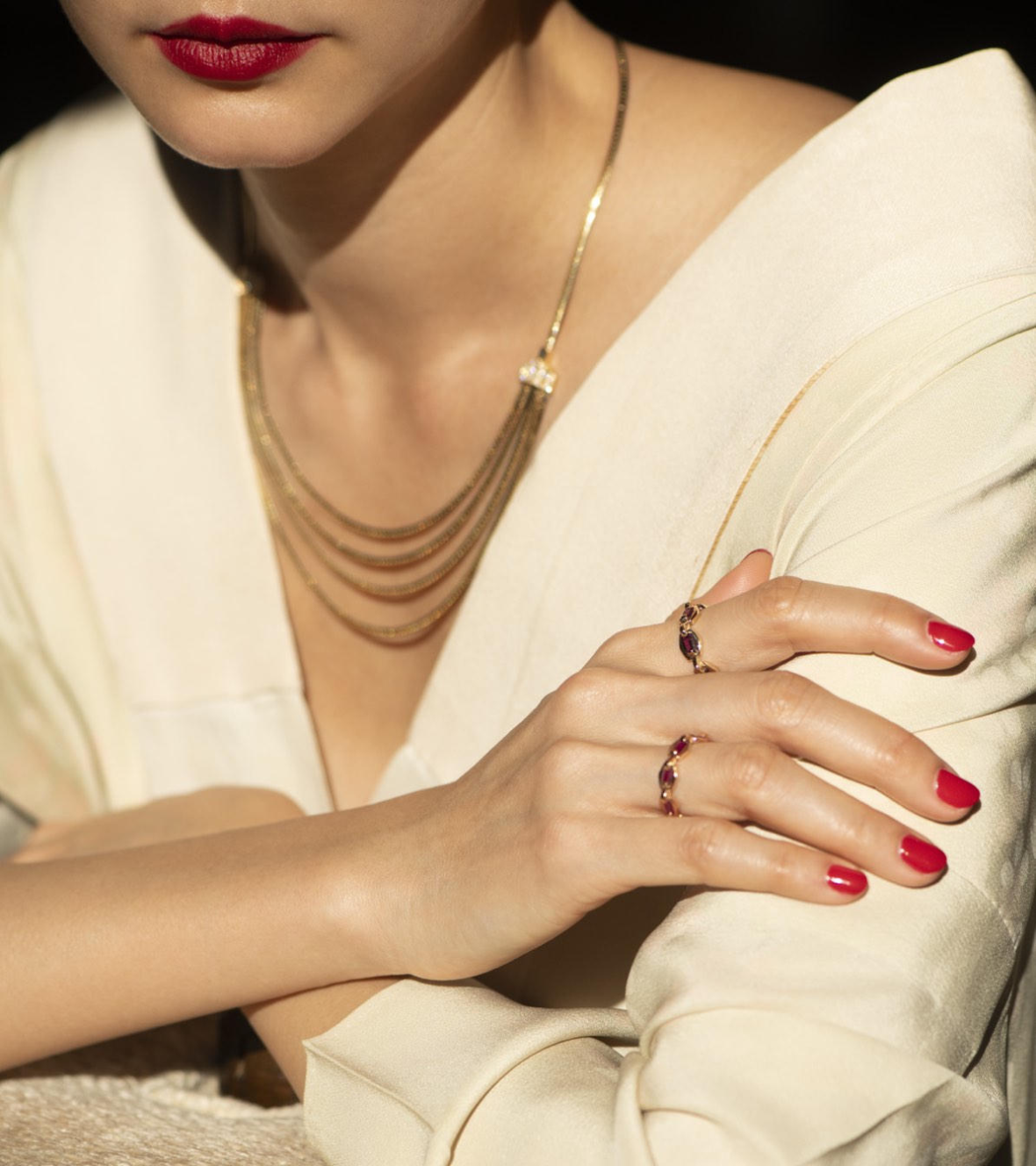 "Love" chain ring