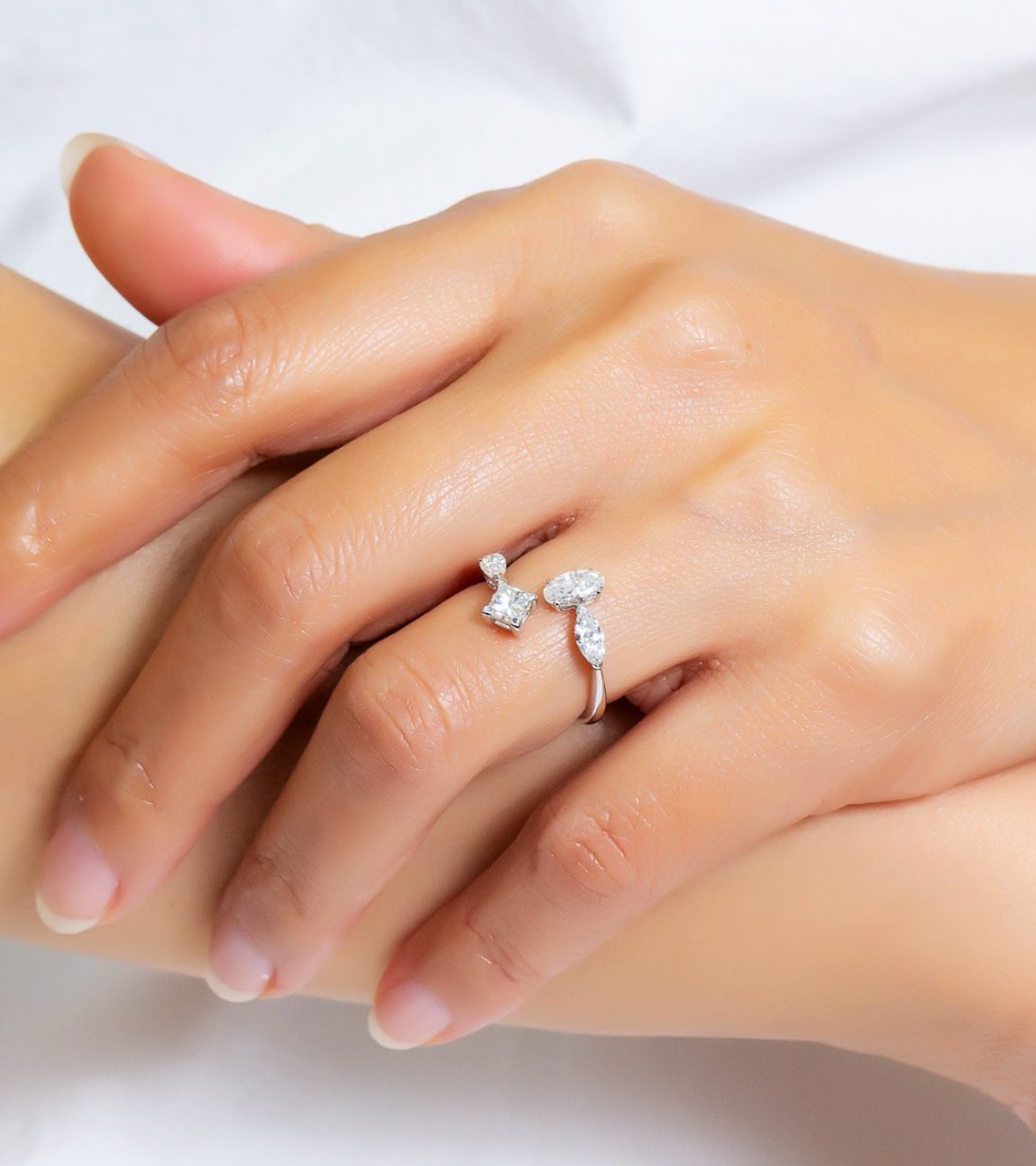 White Gold 18K Ring with Diamonds by Etho Maria