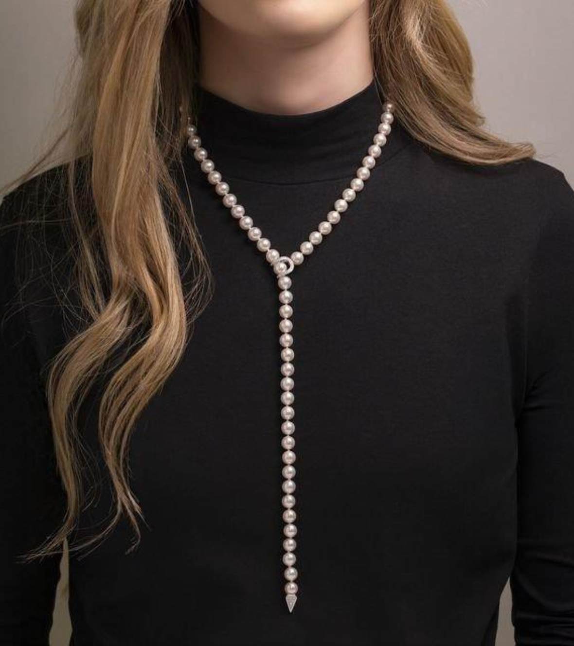 White Gold Pearl Necklace with Diamonds by Mentis Collection
