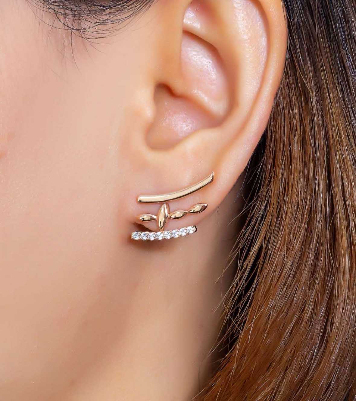 Yellow gold 18K earrings with diamonds by Etho Maria