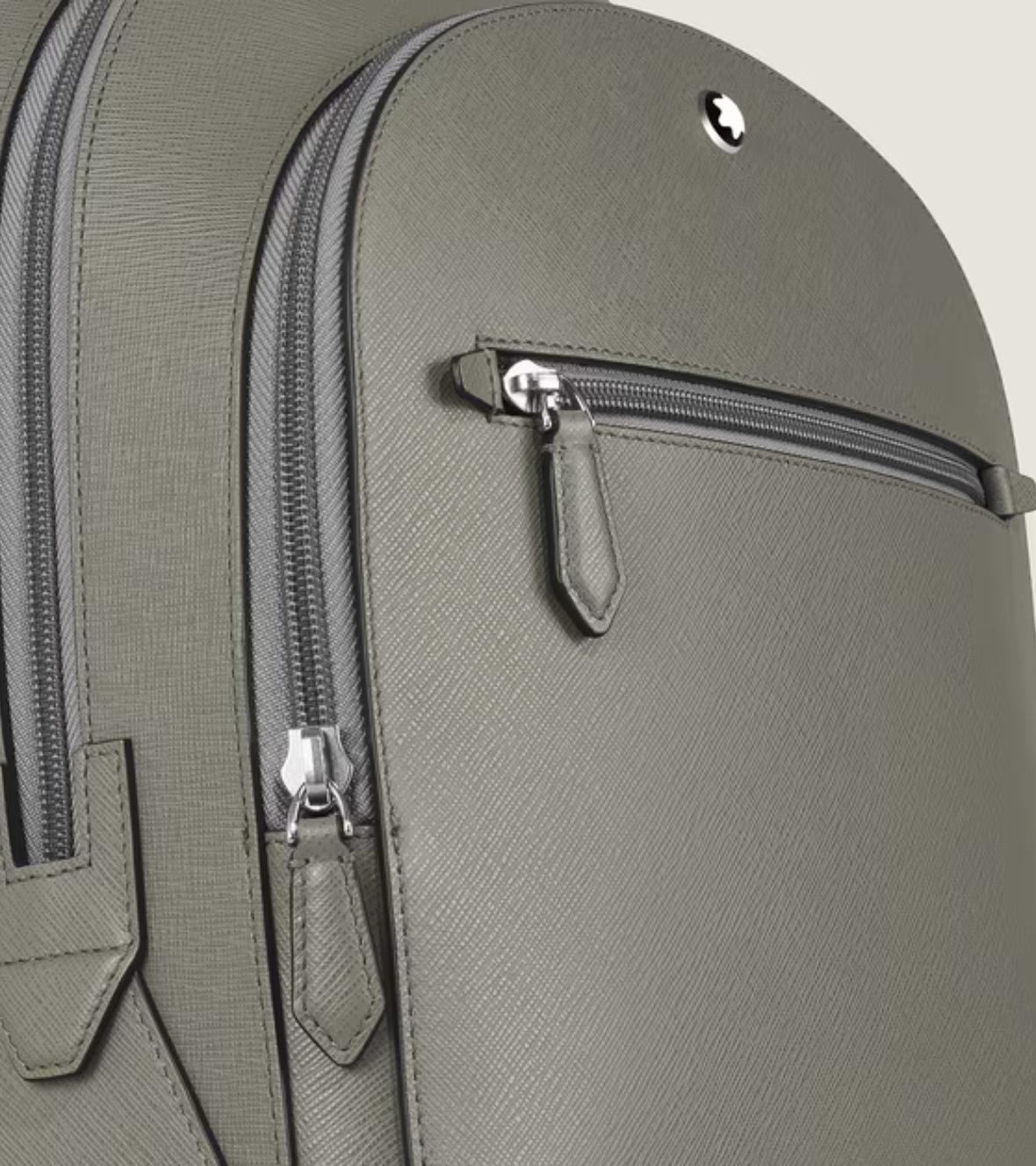 Medium Backpack with 3 Compartments in Sartorial Leather