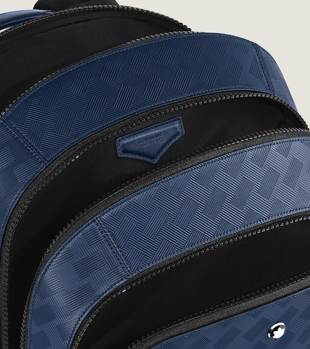 Large Backpack with 3 Compartments in Extreme Leather