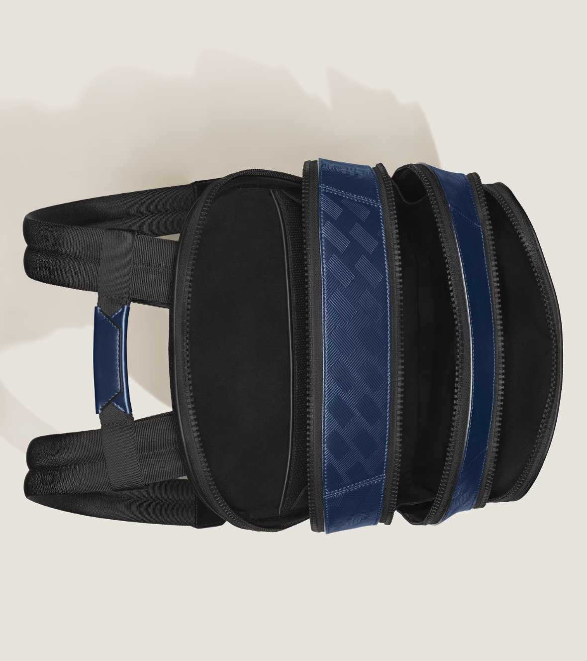 Large Backpack with 3 Compartments in Extreme Leather